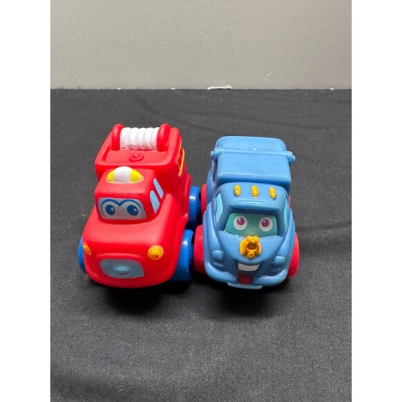 2005 Hasbro Tonka Chunky Plastic Toy Cars Set Of 2 - Red Fire Truck & Blue Tow T - Picture 1 of 6